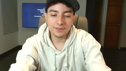 Snapshot of jhoan_saenz chatting on 23, 10, 2025 Jhoan Saenz online show from 23, 10, 2025