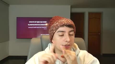 Snapshot of jhoan_saenz chatting on 25, 10, 2025 Jhoan Saenz online show from 25, 10, 2025