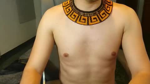 Snapshot of jhoan_saenz chatting on 27, 10, 2025 Jhoan Saenz online show from 27, 10, 2025