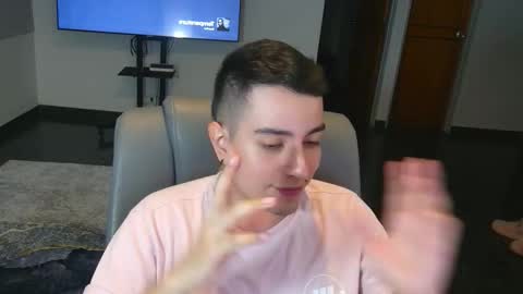 Jhoan Saenz online show from 6, 11, 2025