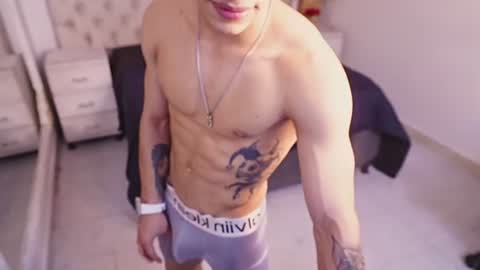 Snapshot of jhoanleandro chatting on 7, 7, 2026 jhoanleandro online show from 7, 7, 2026