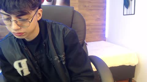 Jhoel online show from 5, 12, 2024