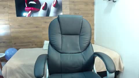 Jhoel online show from 12, 10, 2025