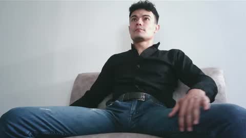 jhohanes maximo online show from 30, 6, 2026