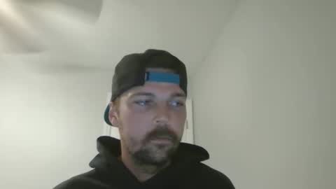 Snapshot of jholls chatting on 21, 2, 2025 jholls online show from 21, 2, 2025