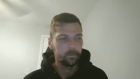 Snapshot of jholls chatting on 6, 3, 2025 jholls online show from 6, 3, 2025