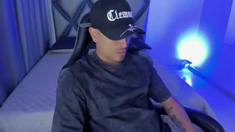 Snapshot of jhon_martinez_ chatting on 3, 7, 2026 Jhon online show from 3, 7, 2026
