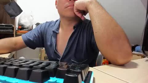 jhonatan_morales_s online show from 21, 11, 2025