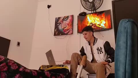 Snapshot of jhongrey2 chatting on 31, 12, 2024 jhon online show from 31, 12, 2024