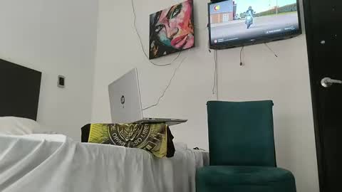 Snapshot of jhongrey2 chatting on 20, 1, 2025 jhon online show from 20, 1, 2025