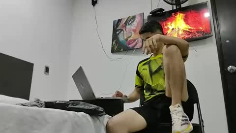 Snapshot of jhongrey2 chatting on 3, 2, 2025 jhon online show from 3, 2, 2025