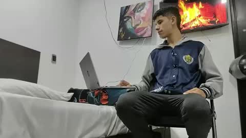 Snapshot of jhongrey2 chatting on 12, 2, 2025 jhon online show from 12, 2, 2025
