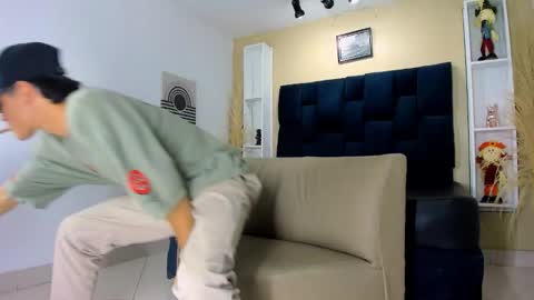 Jhon online show from 1, 10, 2025