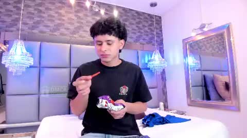 JHONNATHAN online show from 29, 6, 2026