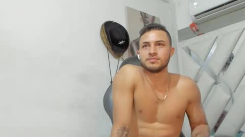 jhonny online show from 25, 1, 2025