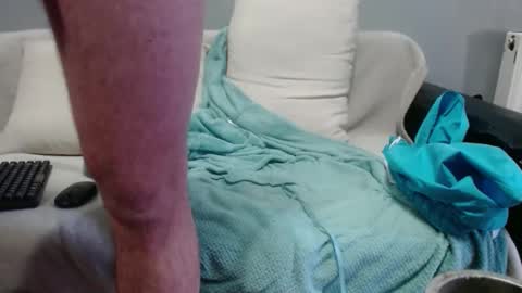 jhonnyboyx online show from 4, 1, 2025