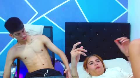 Snapshot of jhony_sex3 chatting on 13, 2, 2025 jhony_sex3 online show from 13, 2, 2025