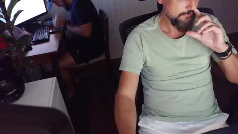 Snapshot of jhony_xx chatting on 6, 5, 2026 Jhonny y Naty online show from 6, 5, 2026