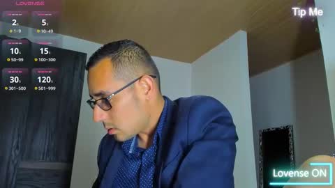 Jhony Alzate online show from 23, 10, 2025