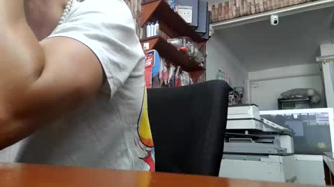 Snapshot of jhosuamoore chatting on 9, 11, 2025 Jhosuamoore online show from 9, 11, 2025