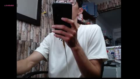 jhosuamoore2 online show from 7, 6, 2026