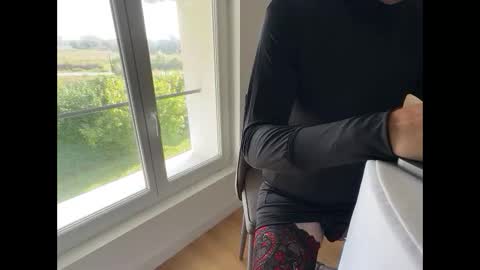 Snapshot of jhtrav34 chatting on 20, 9, 2025 jhtrav34 online show from 20, 9, 2025