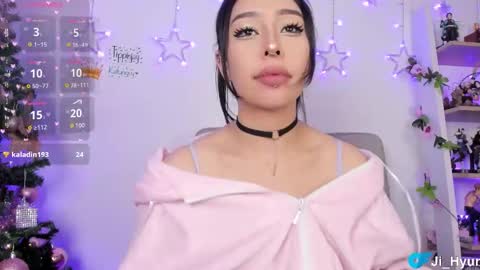 Snapshot of ji_hyun chatting on 15, 12, 2025 Ji online show from 15, 12, 2025