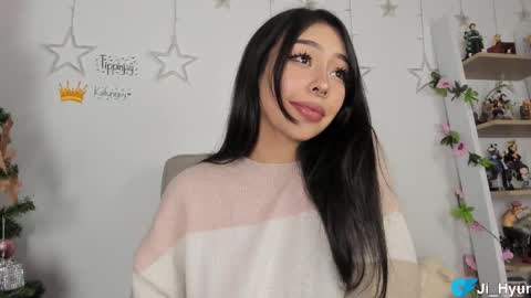 Snapshot of ji_hyun chatting on 20, 12, 2025 Ji online show from 20, 12, 2025