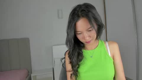 Snapshot of jiiina_ chatting on 28, 7, 2026 Jiina online show from 28, 7, 2026