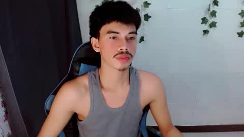 Snapshot of jim_cumxx chatting on 5, 10, 2025 JIMBOY online show from 5, 10, 2025