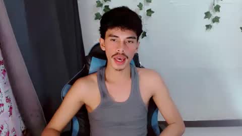 Snapshot of jim_cumxx chatting on 8, 10, 2025 JIMBOY online show from 8, 10, 2025