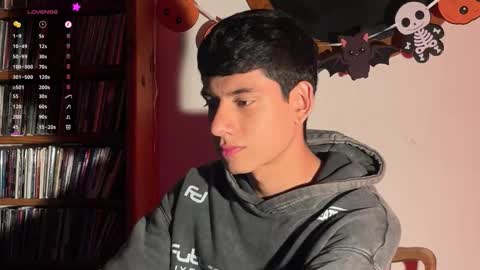 Snapshot of jim_dancer chatting on 19, 10, 2025 jim_dancer online show from 19, 10, 2025