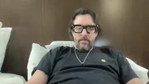 Snapshot of jimboo400 chatting on 3, 6, 2026 jimboo400 online show from 3, 6, 2026