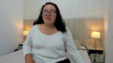 Jimena online show from 16, 12, 2025