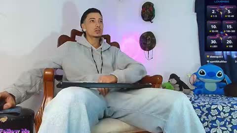 Snapshot of jimm66_ chatting on 17, 10, 2025 Jimm  Independent Model  online show from 17, 10, 2025