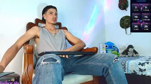 Snapshot of jimm66_ chatting on 23, 10, 2025 Jimm  Independent Model  online show from 23, 10, 2025