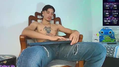 Snapshot of jimm66_ chatting on 25, 10, 2025 Jimm  Independent Model  online show from 25, 10, 2025