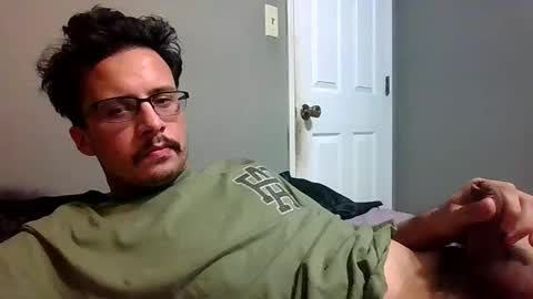 Snapshot of jimmac98 chatting on 30, 12, 2024 james online show from 30, 12, 2024