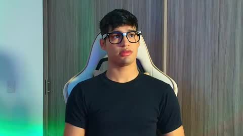 Snapshot of jimmy_leeh_ chatting on 8, 2, 2026 Jimmy Leeh online show from 8, 2, 2026