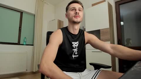 Snapshot of jimmys_style chatting on 1, 11, 2025 AlphaJimmy online show from 1, 11, 2025