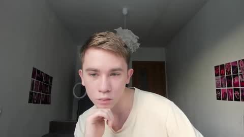 jimyti_bad_boy online show from 6, 1, 2025