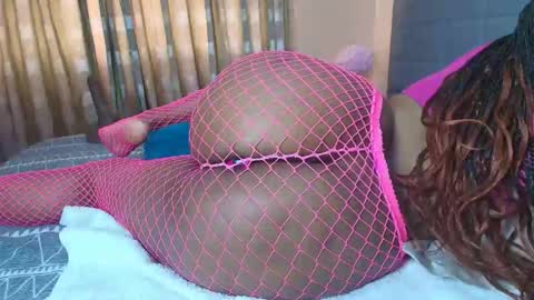 jinglefancypuff online show from 2, 11, 2025