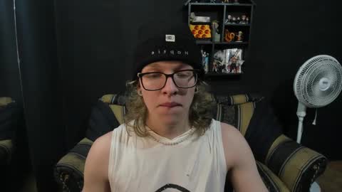 Snapshot of jinnbook chatting on 14, 1, 2025 JinnBook online show from 14, 1, 2025