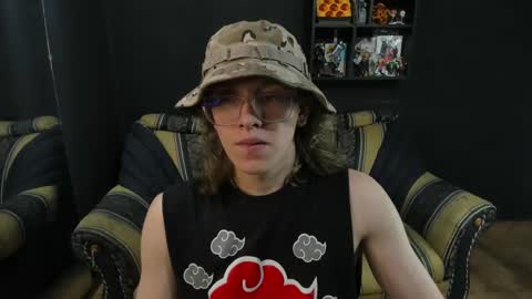 Snapshot of jinnbook chatting on 3, 2, 2025 JinnBook online show from 3, 2, 2025