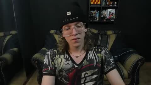 Snapshot of jinnbook chatting on 19, 2, 2025 JinnBook online show from 19, 2, 2025