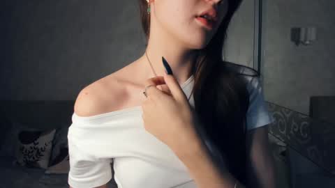 Jinny online show from 4, 12, 2024