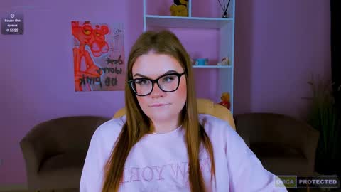 Snapshot of jinny_meow chatting on 19, 12, 2024 JInny  PVT IS OPEN  online show from 19, 12, 2024