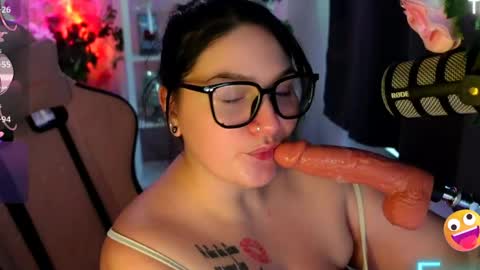 Jinyxx3 online show from 8, 5, 2026
