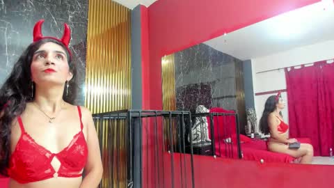 Snapshot of jisooluv chatting on 8, 11, 2025 jisooluv online show from 8, 11, 2025