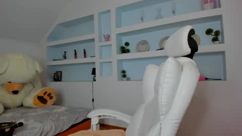 Snapshot of jisselle chatting on 23, 4, 2026 Juliee online show from 23, 4, 2026